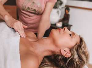 Abhyanga Massage